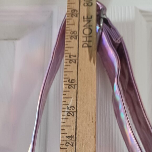 Justice Duffel style bag, women or teens, hot pink faux fur with foil accent - Picture 8 of 8